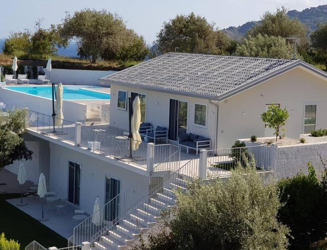 Villa Infinity ∞ Santa Teresa Di Riva Exteriör bild