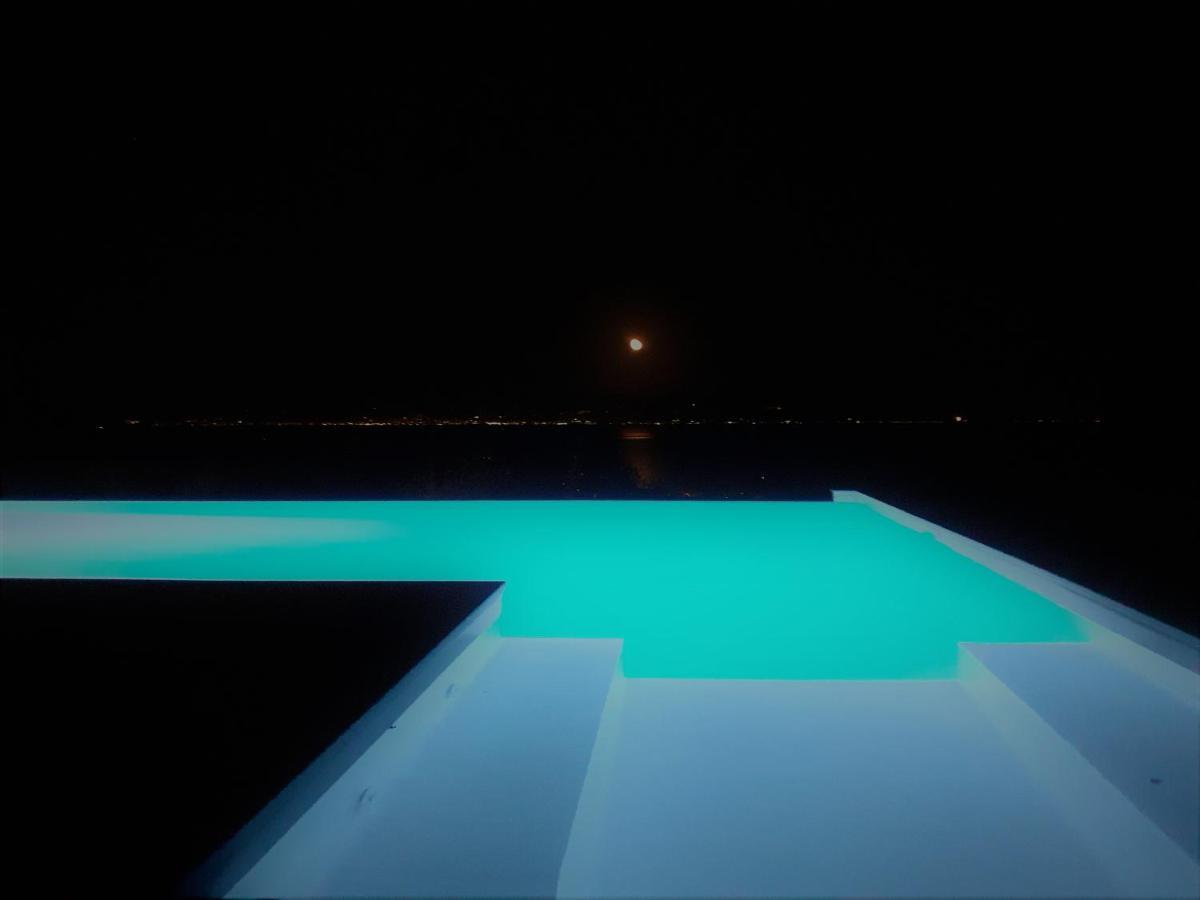 Villa Infinity ∞ Santa Teresa Di Riva Exteriör bild