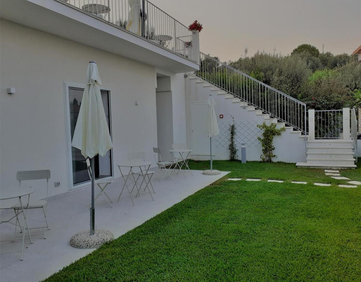 Villa Infinity ∞ Santa Teresa Di Riva Exteriör bild