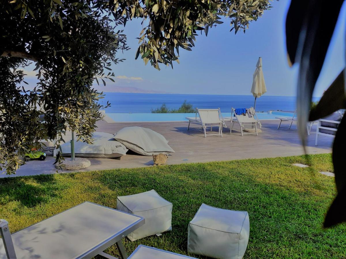 Villa Infinity ∞ Santa Teresa Di Riva Exteriör bild